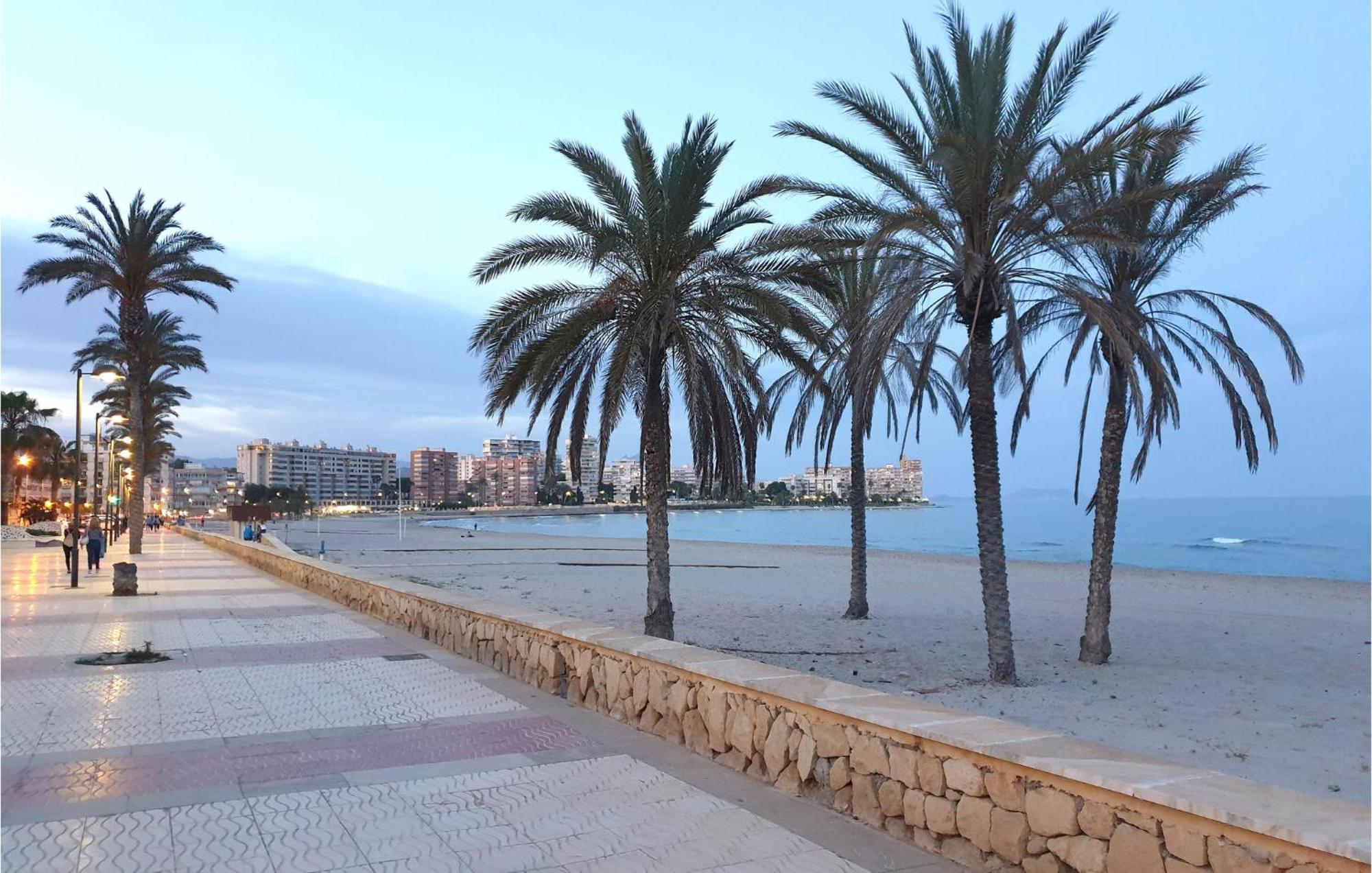 2 Bedroom Cozy Apartment In El Campello Zewnętrze zdjęcie